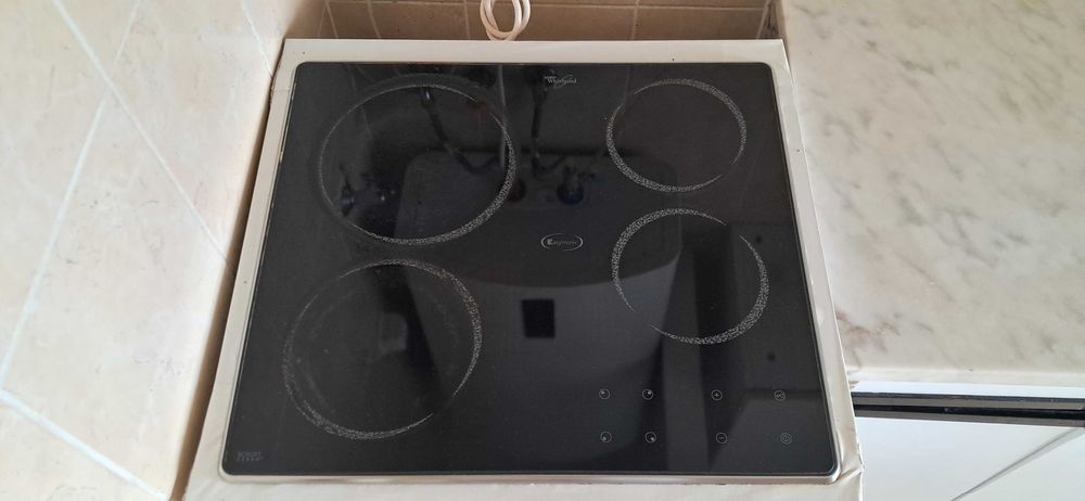 Placa Cerâmica Whirlpool AKM 952/IX 4 zona(s)