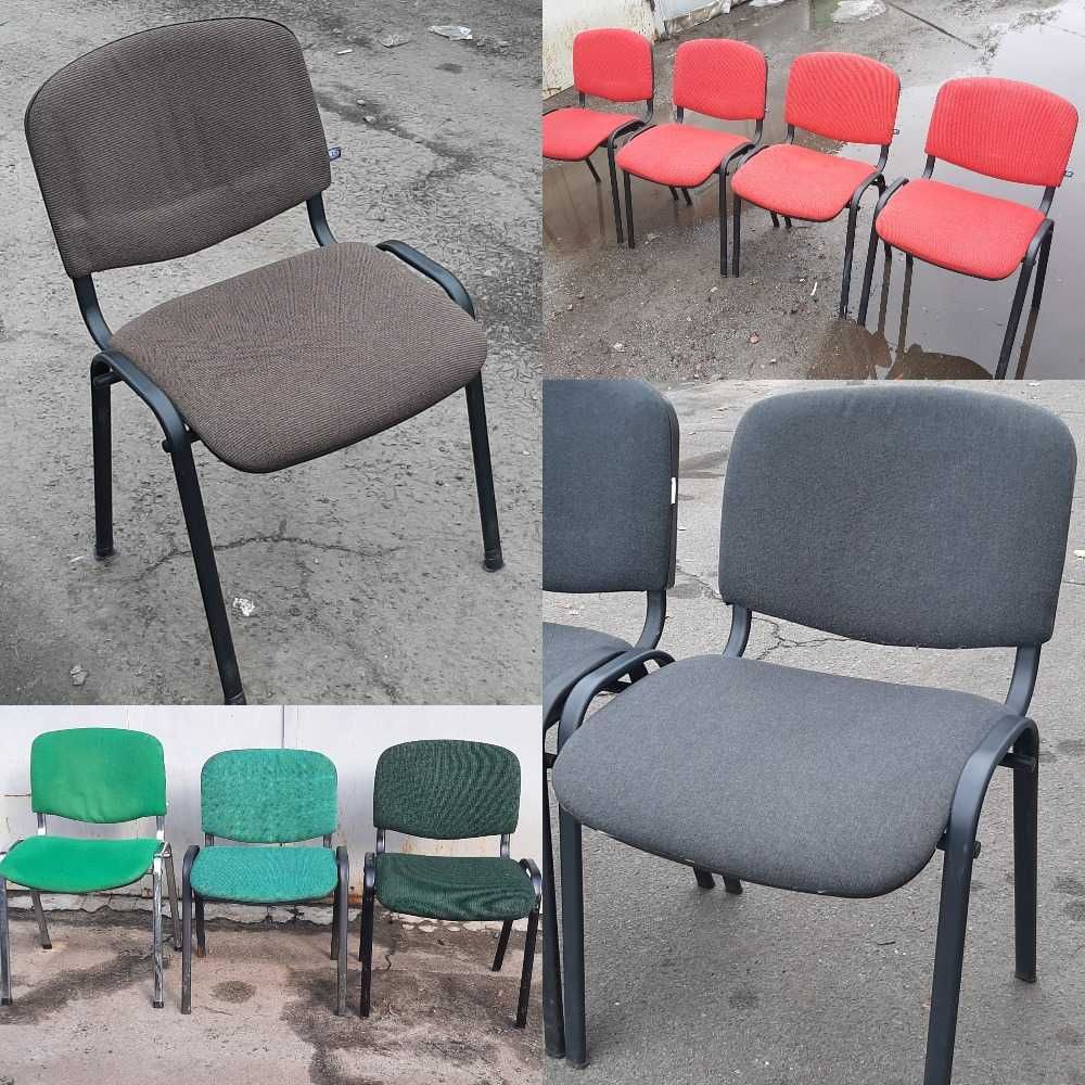 Мягкие стулья «Исо» ( Iso ) на железных ножках