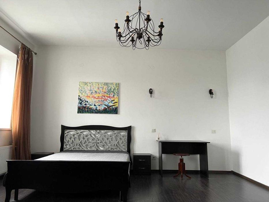 Продаж 2 кім. квартира 110.1 м2, ЖК Кросворд, вул. Сахарова 82, Львів