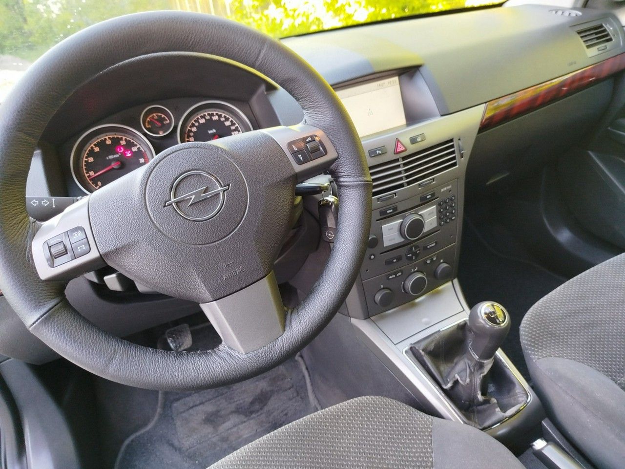 Opel Astra 1,8 ben ksenon navi super stan W CENIE WSZYSTKIE OPLATY