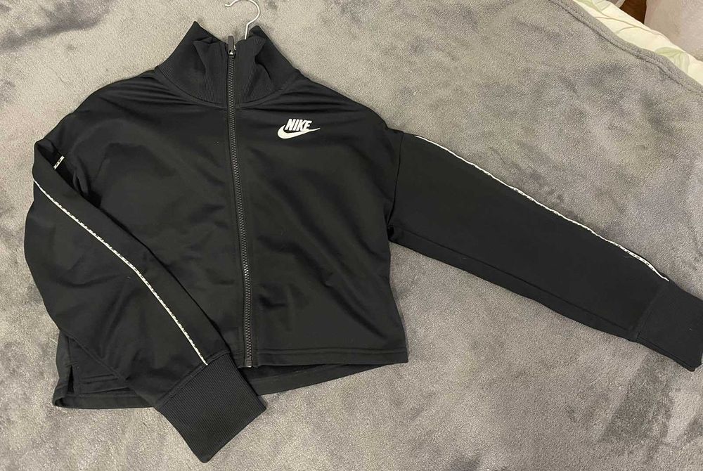 Коротка олімпійка Nike