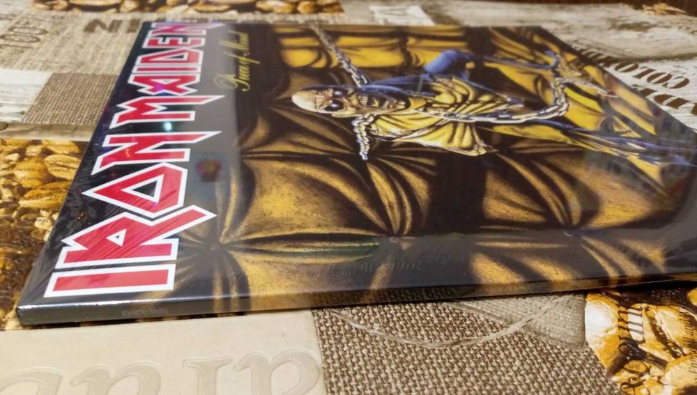 Iron Maiden - Piece Of Mind LP Gatefold, (Remastered, 2024г)
