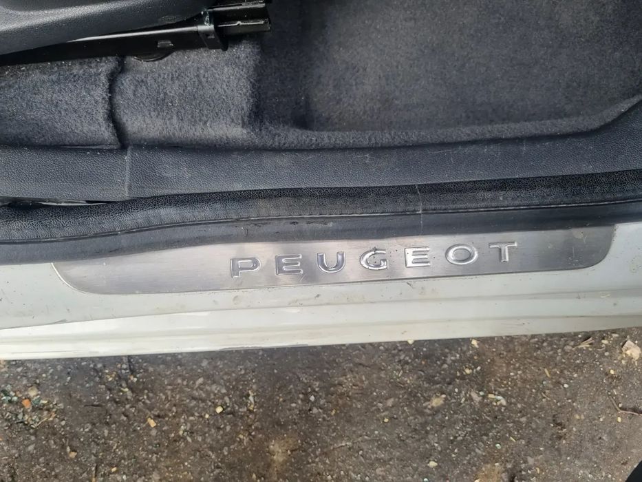PEUGEOT 3008 I 09-16 2011 r. nakładka chrom progu lewa i prawa *