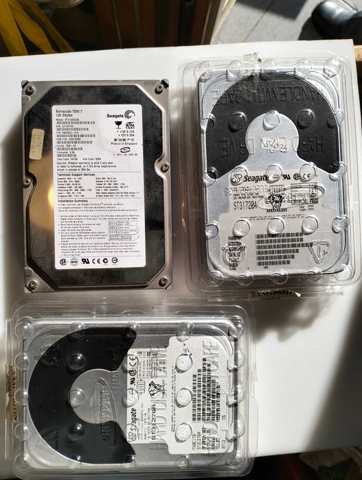 3 Discos rígidos internos para computador