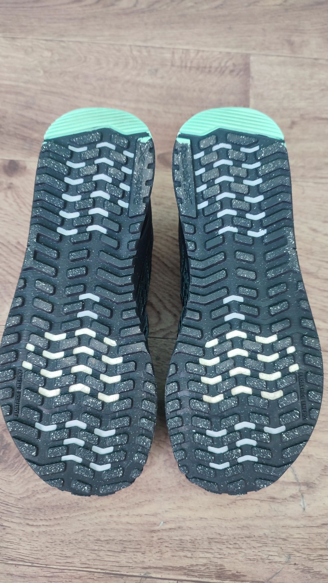 Кросівки жіночі reebok nano x1.