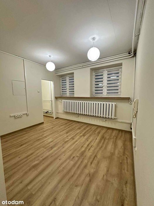 Sprzedam Lokal Użytkowy Warszawa - Bemowo przy ul. Rostworowskiego 32