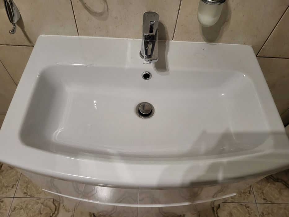 Szafka umywalkowa + słupek