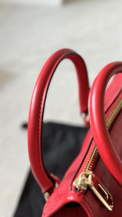 Сумка червона шкіряна KAREN MILLEN England