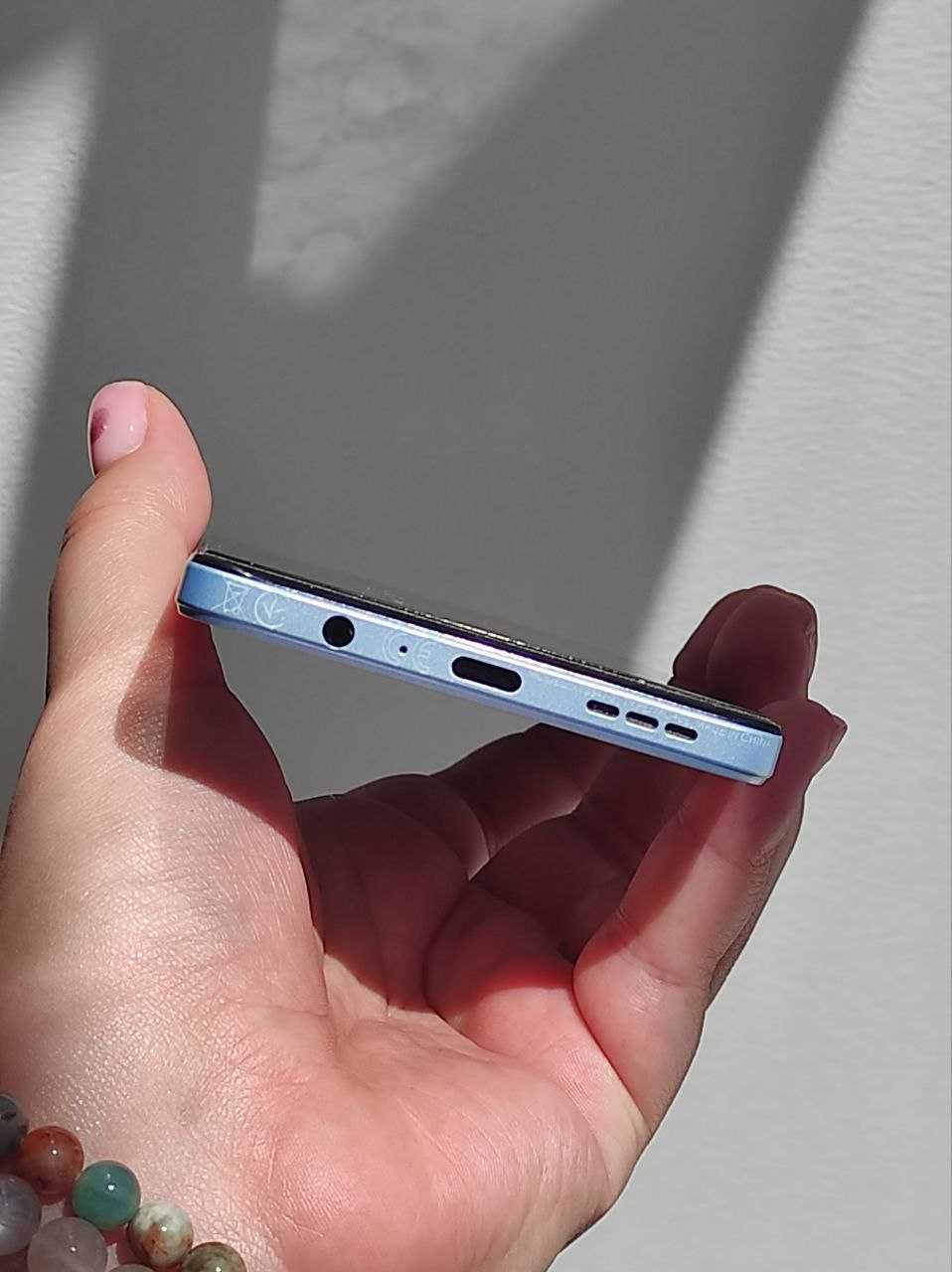 Motorola g84 5G блакитний
