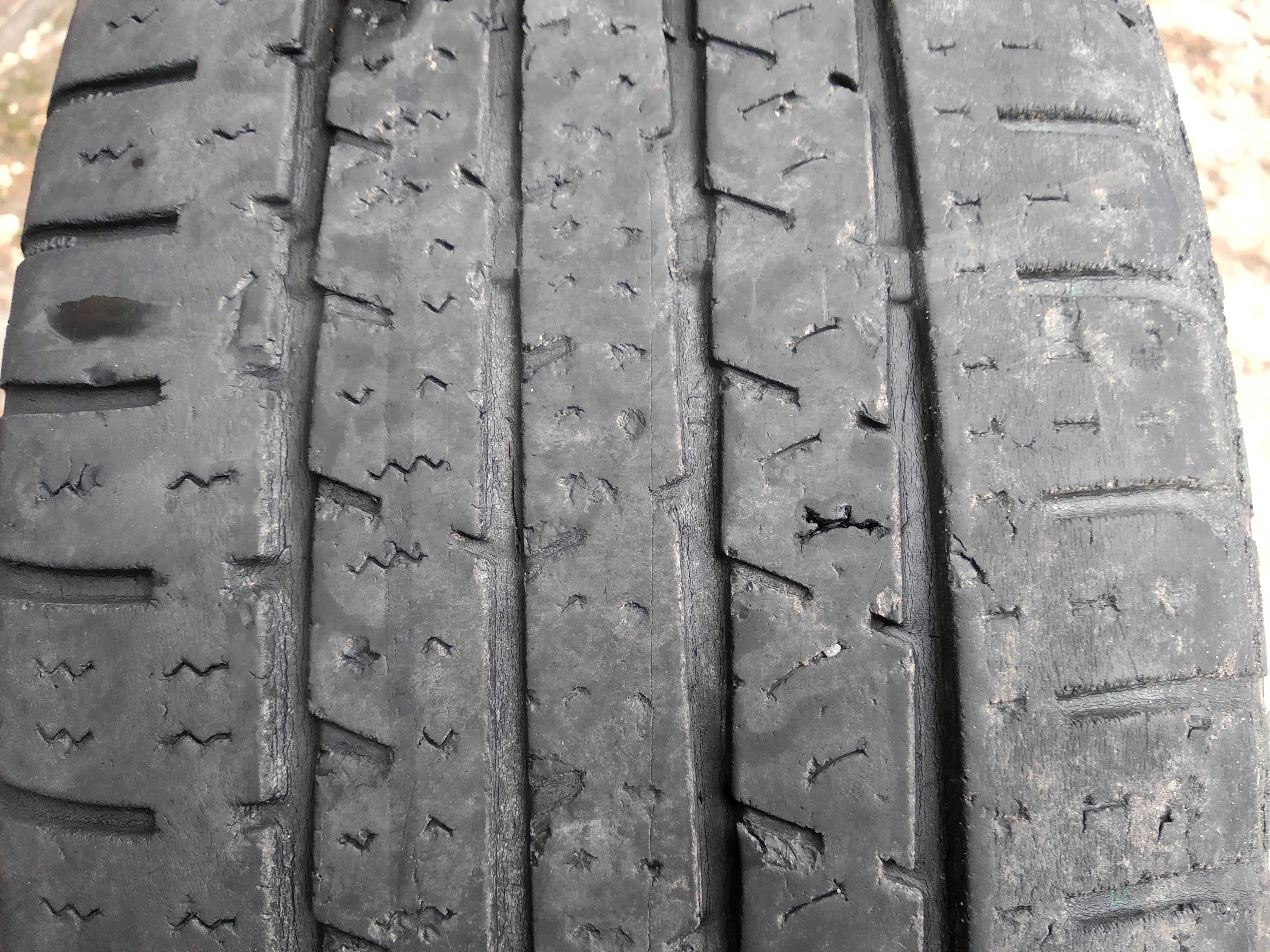 Шини Continental Cross Contact LX 215/65 R16