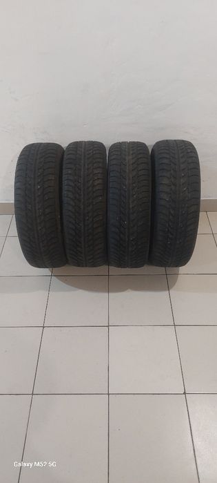 Продам зимову гуму 195/65/15