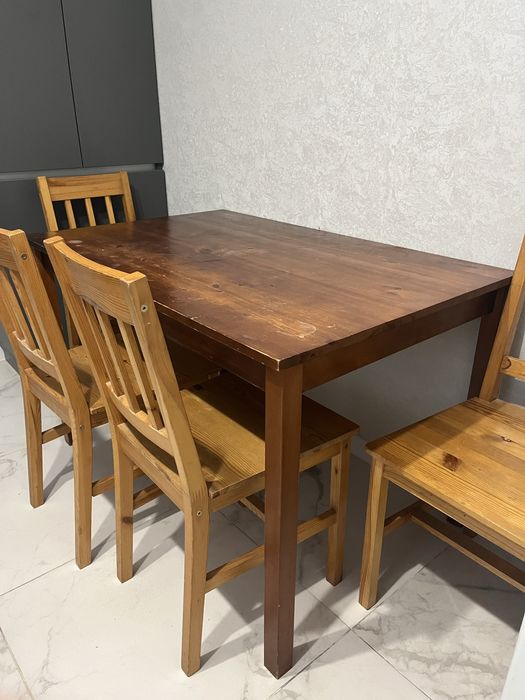 Обідній набір (стіл+4 стільці)