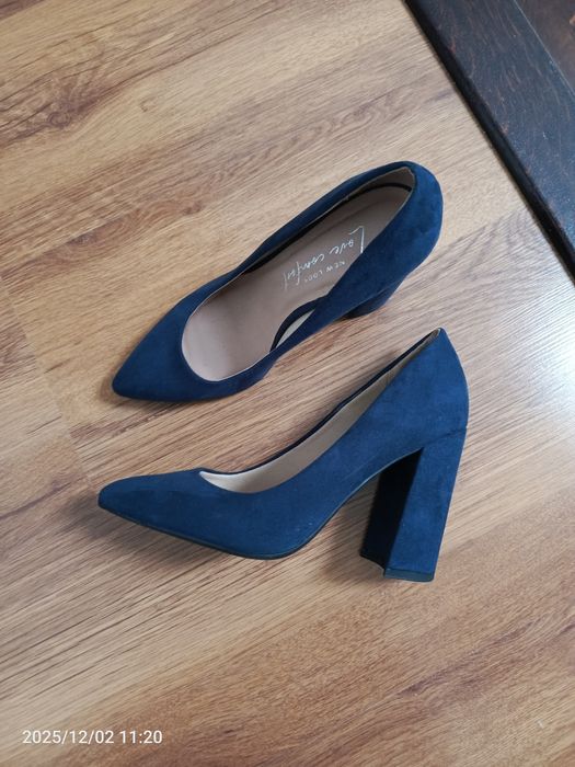 Szpilka damskie na słupku 37