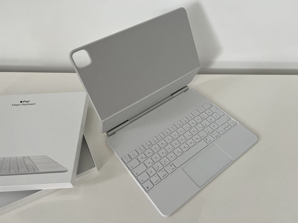 Apple Magic Keyboard (MJQL3) для Air 13” iPad Pro 12,9”