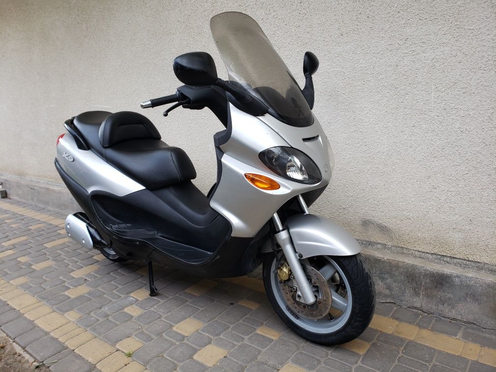 Скутер Piaggio X9 250c