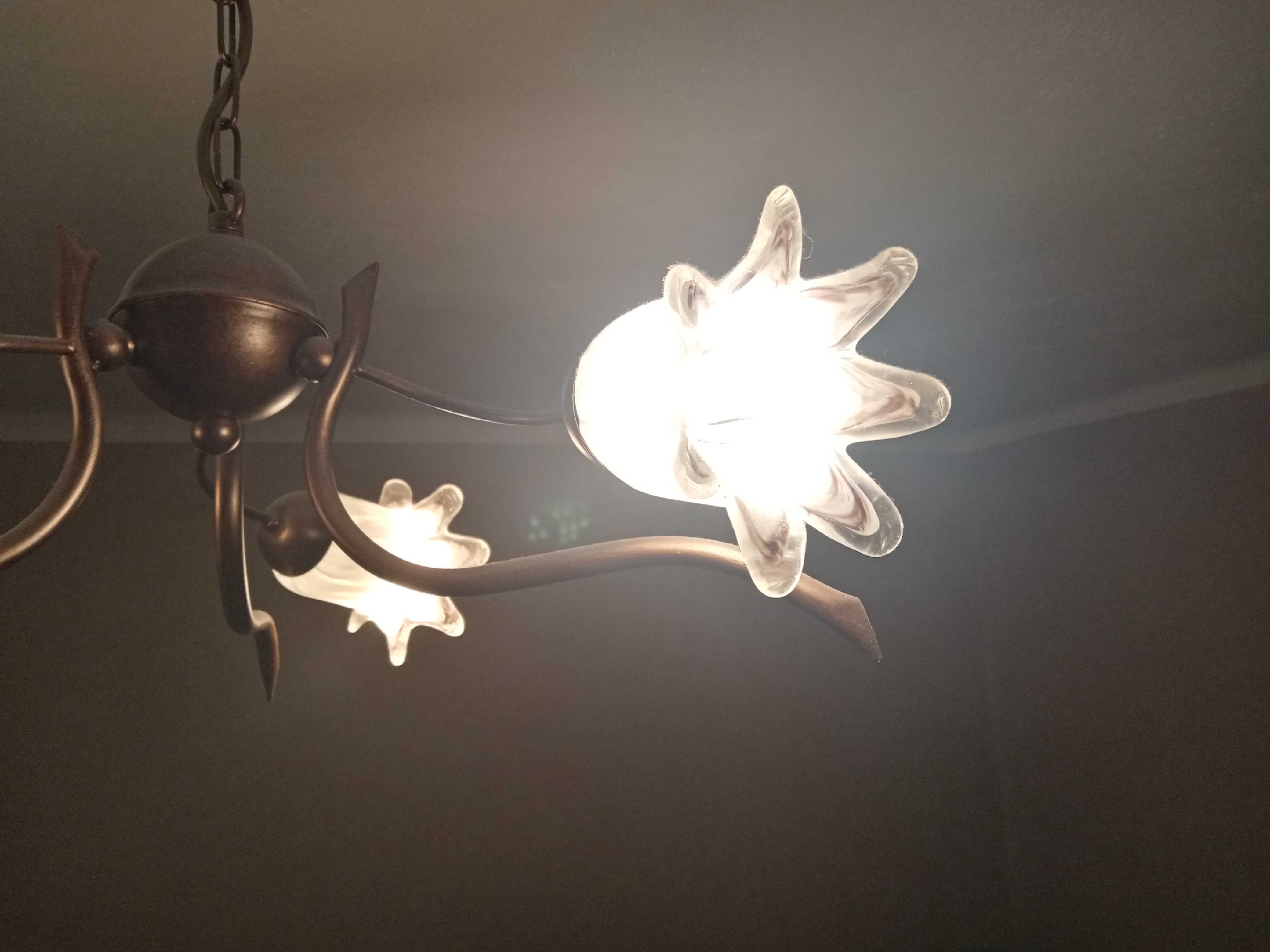 Lampa żyrandol 3 kielichy - kwiaty