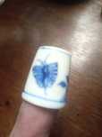 Dedal em porcelana fina fabricado na Dinamarca