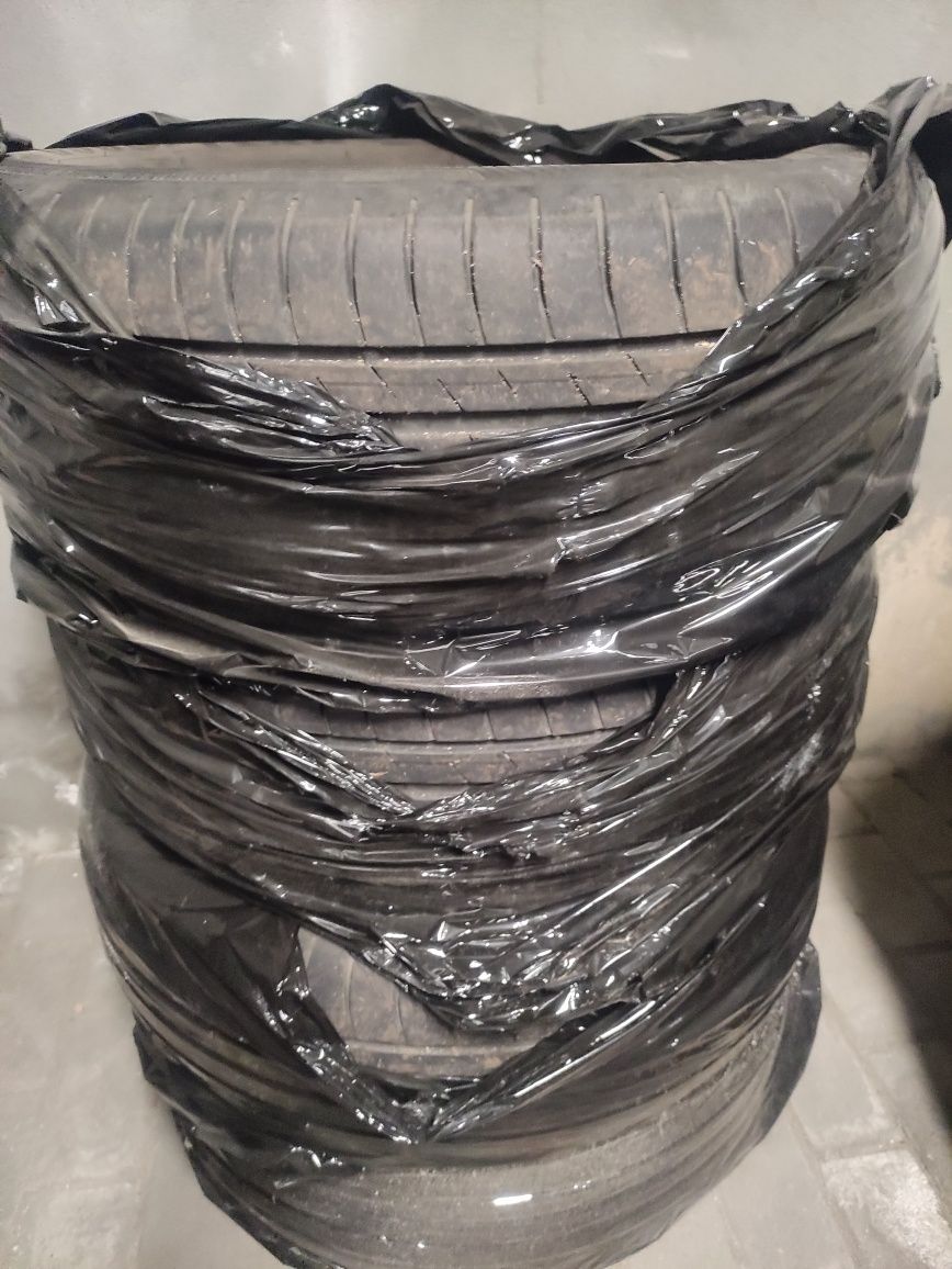 Goodyear EfficientGrip 205/60/R16 92H