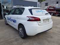 Peugeot  308 1.6 hdi 2015