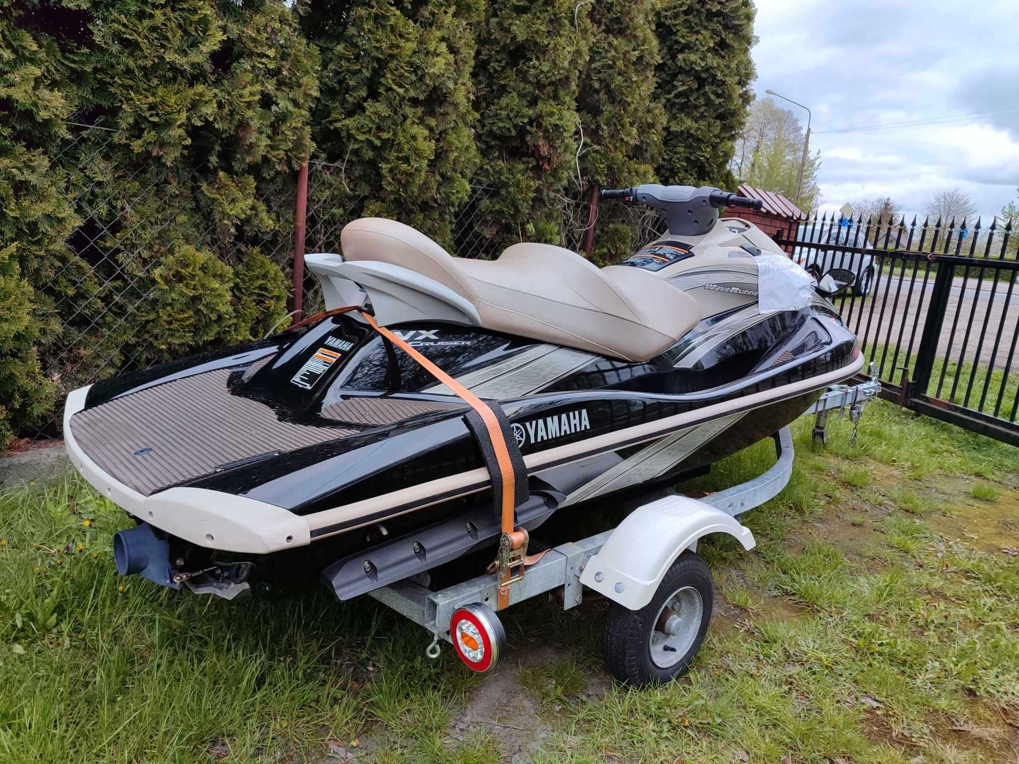 Yamaha Waverunner VTX Cruiser