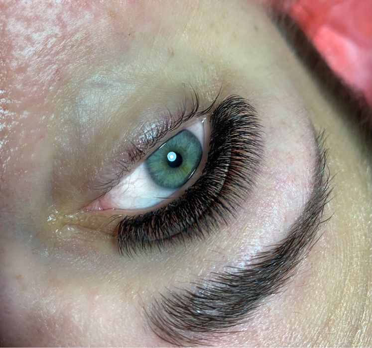 Наращивание ресниц