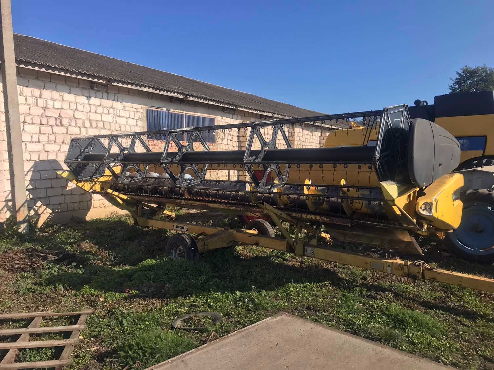 Комбайн зернозбиральний NEW HOLLAND CS 6090