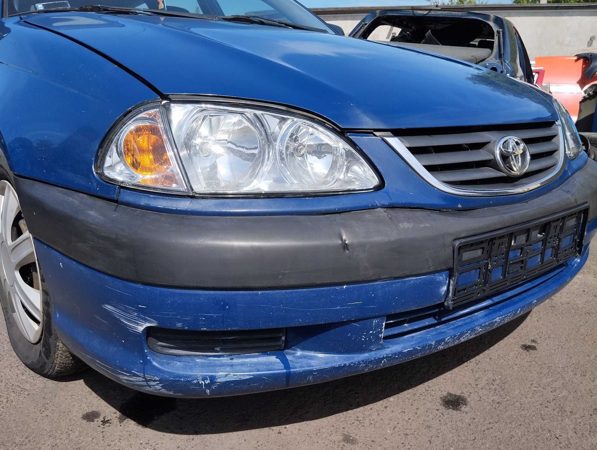 Toyota Avensis T22 2.0D4D kombi 2002r.Atrapa.