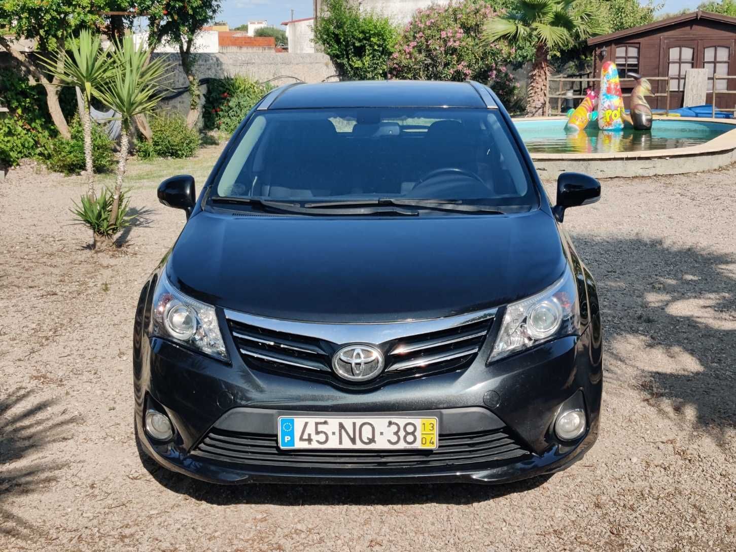 Toyota Avensis   2.0
