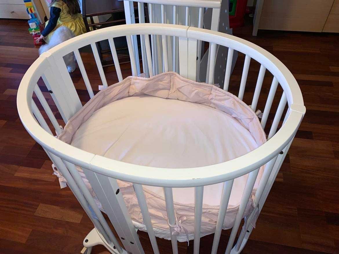 Łóżeczko Stokke mini z materacem. Zestaw.