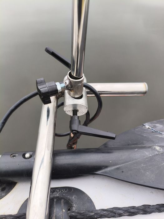 Sztyca do przetwornika echosondy live.