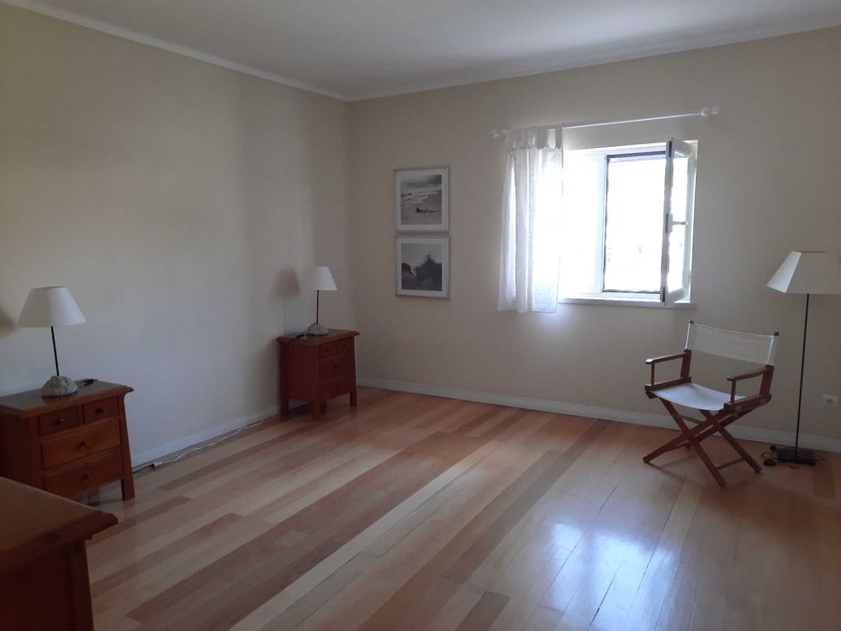 Cómoda e 2 mesas de cabeceira