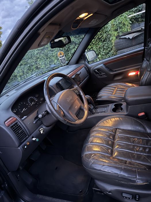 Jeep Grand Cherokee WJ 4.7 LPG snorkel opony 32” stalowe zderzaki