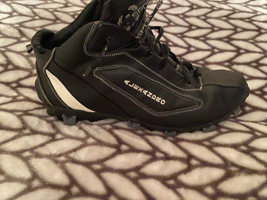 Продам зимове чоловіче взуття