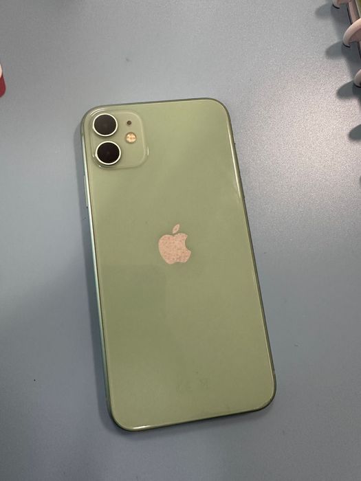 Estou a vender um iphone 11