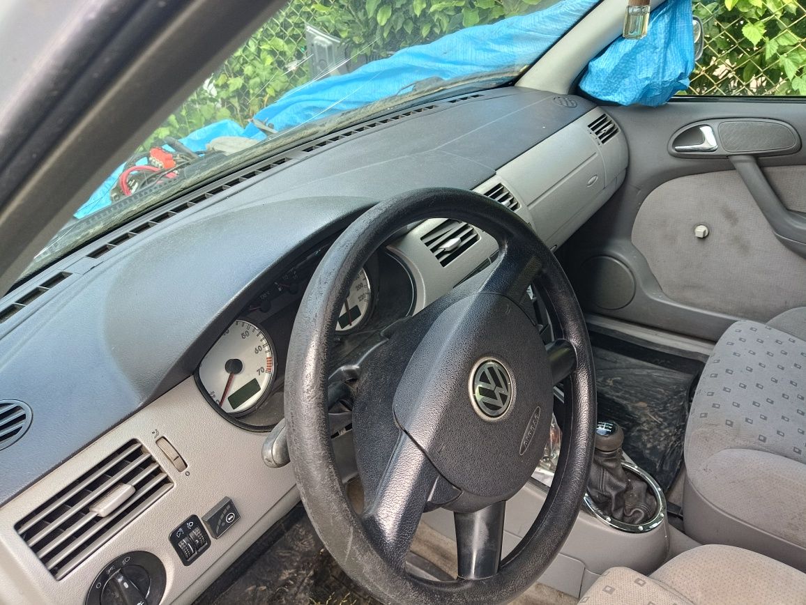 Volkswagen Pointer 1.8 газ бенз