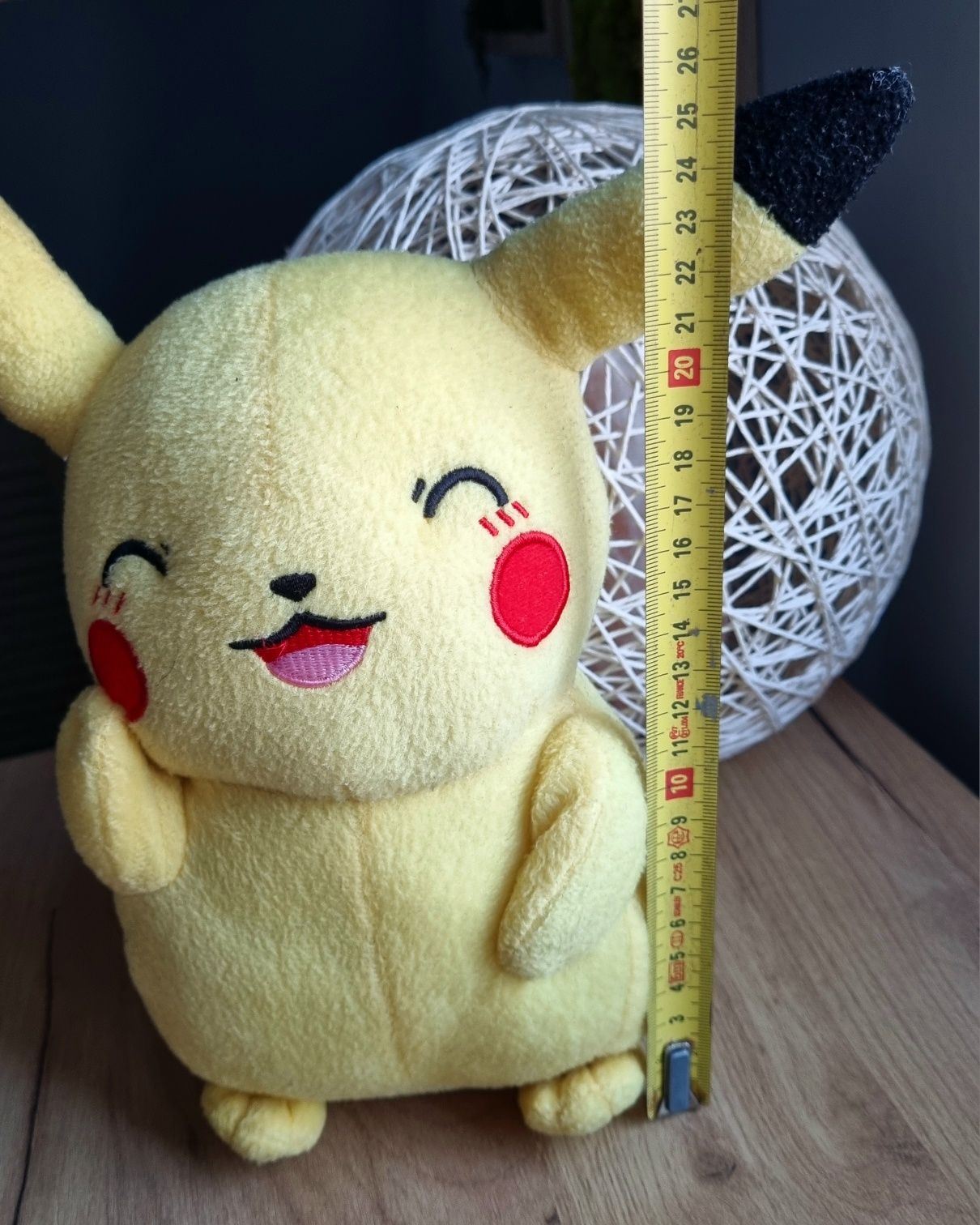 Maskotka Pokemon Pikachu pluszak Tomy 25 cm figurki