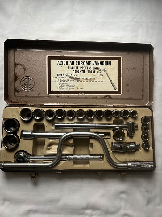 Stare klucze nasadowe vintage do mechaniki