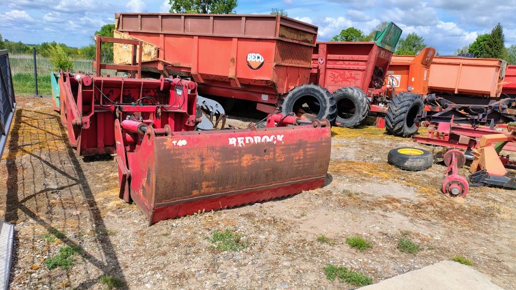 Wycinak szczękowy red rock 240cm wybierak pryzm kiszonki do manitou