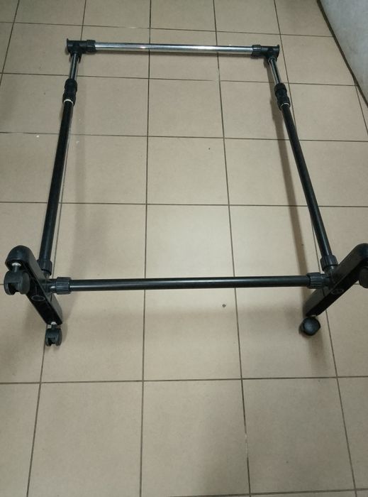 Stojak wieszak na ubrania 91x40 wysokość 100-172 cm