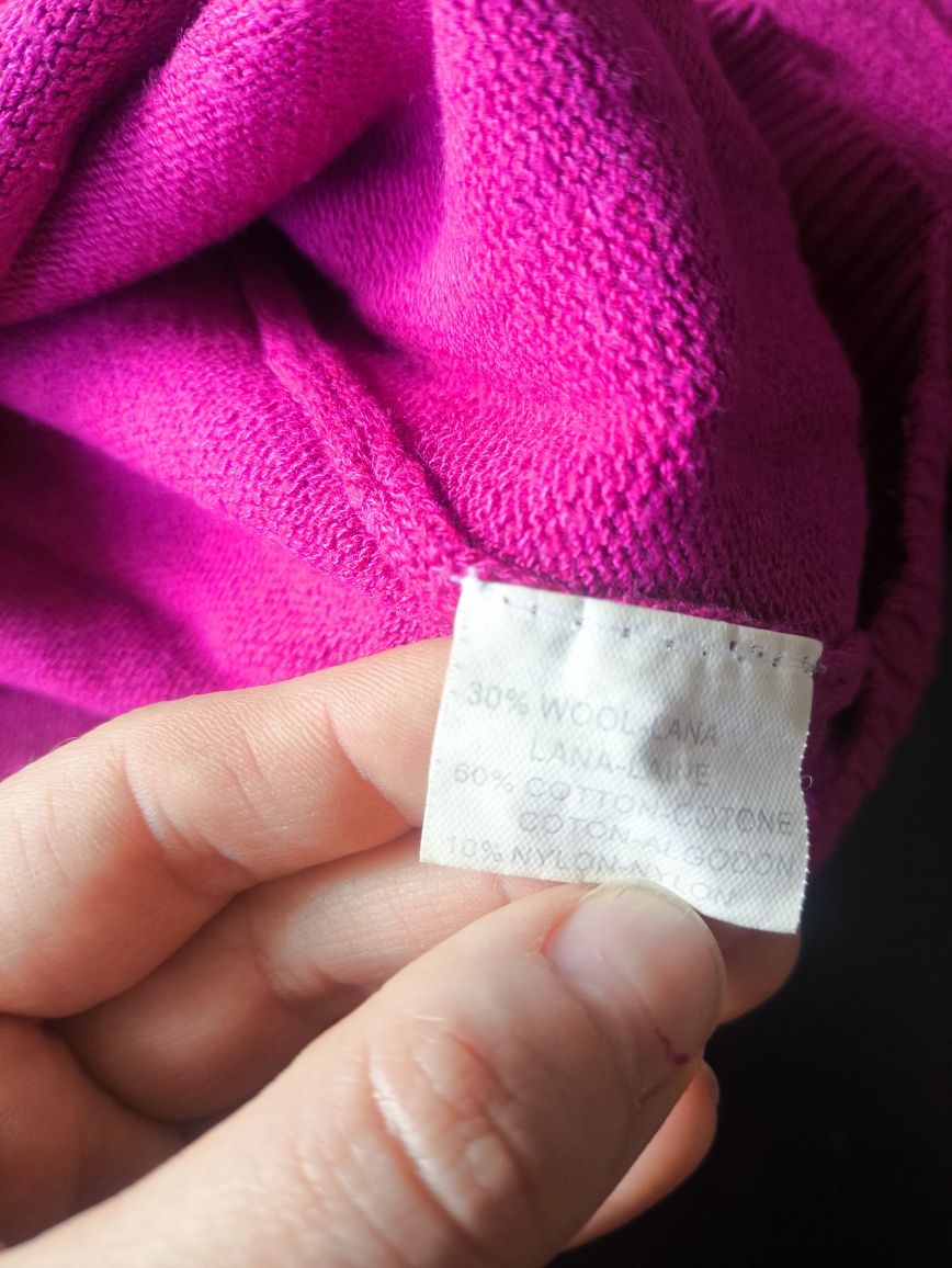 Sweter letni fuksjowy
