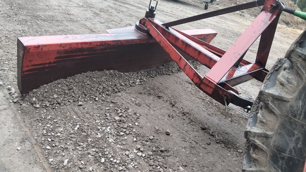 Pług do sniegu równiarka niwelator terenu zagonowy obrotowy włóka