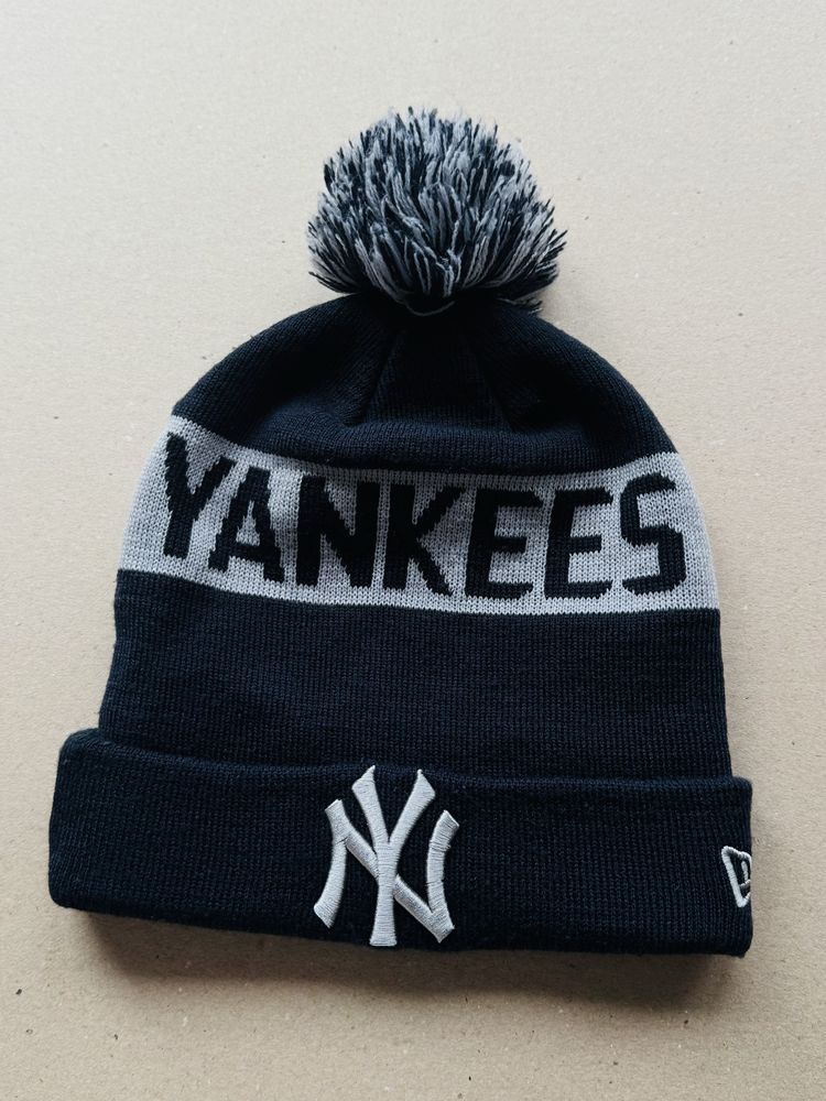 Шапка New york Yankees бейсбол з помпоном темно сіра унісекс