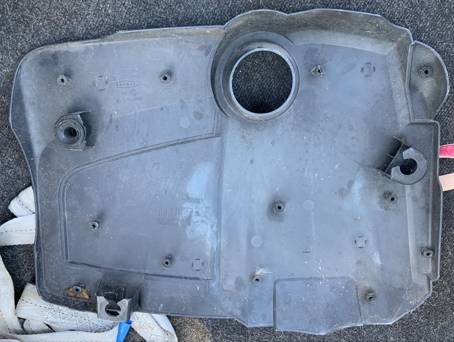 Tampa / Capa de Motor Renault 1.9 dCi (Peça Original)