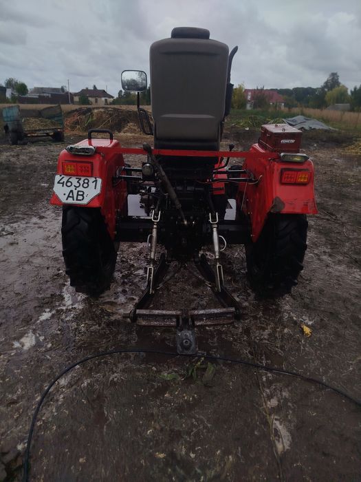 Продаю трактора Shifting 240 2WD