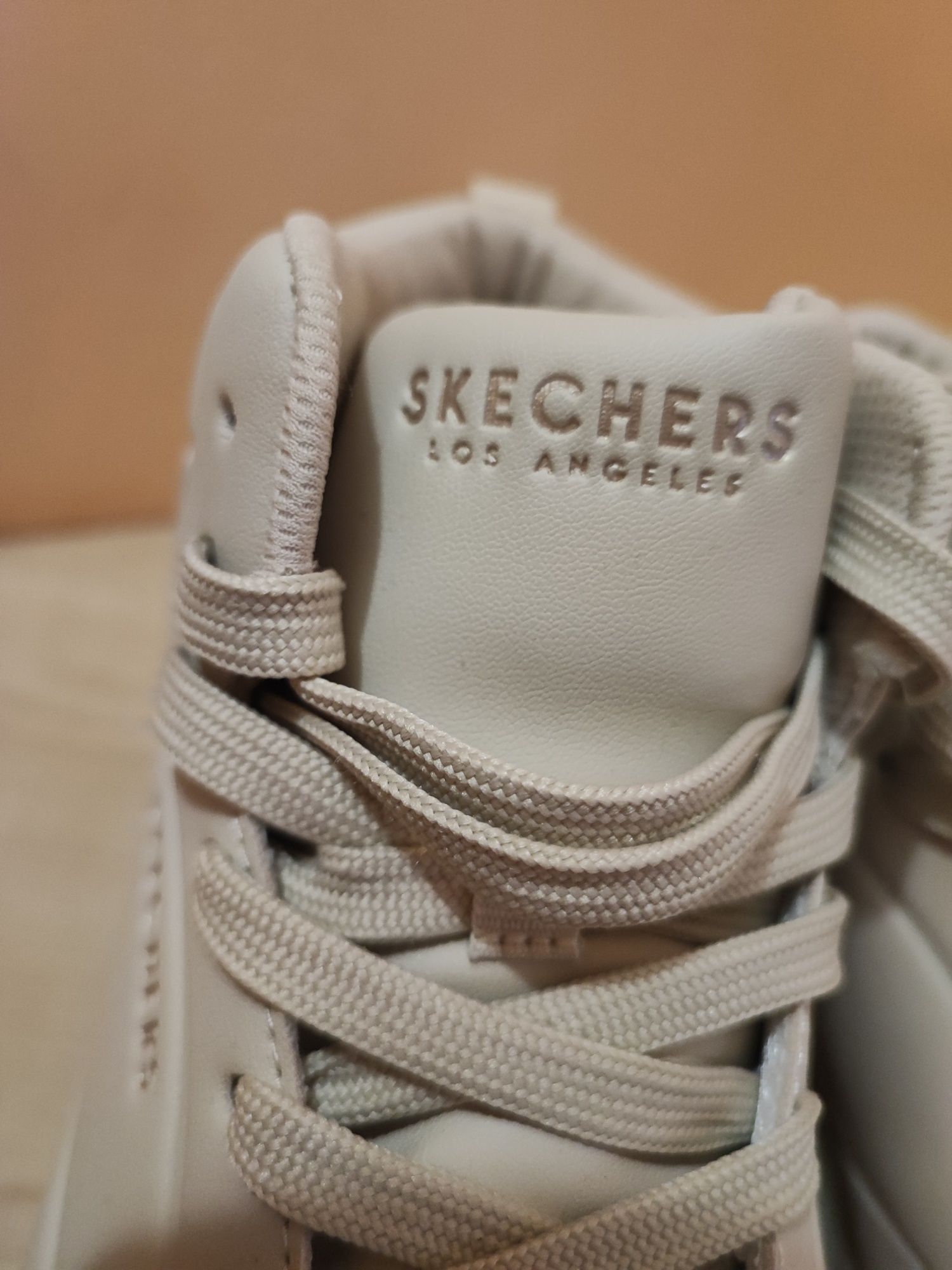 Женские кроссовки Skechers los Angeles