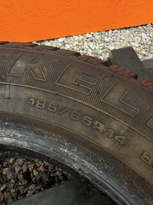 Пара шини резина 185.65 R14 пара як нові 8-9 мм
