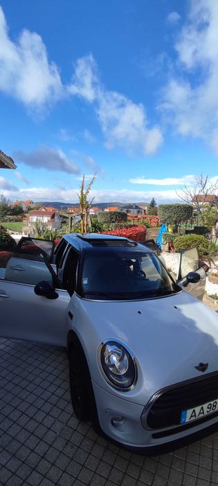 Mini Cooper D , como NOVO!!!