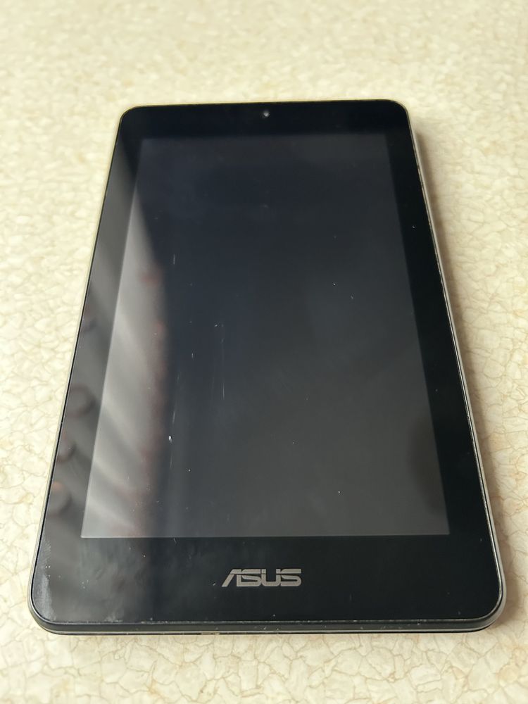 Asus MeMo Pad zadbany