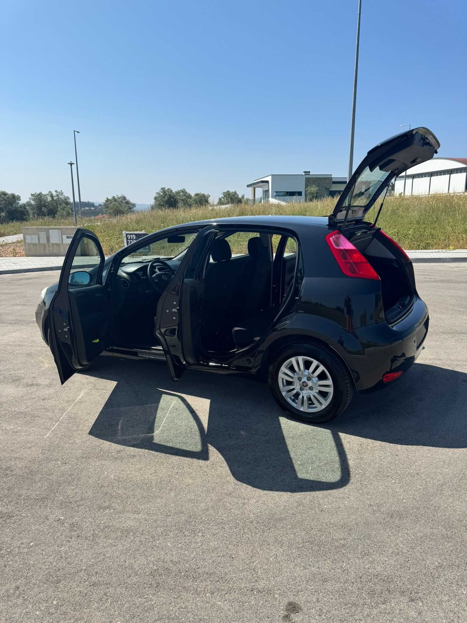 FIAT PUNTO 1.2 - Start&Stop - Poucos KM