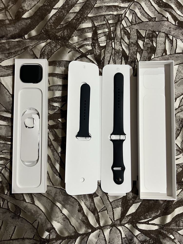 Apple Watch Series 7 45 mm Midnight Alu